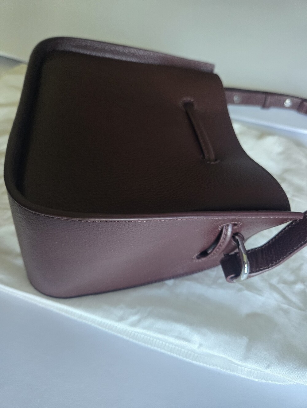 Phillip LIM Structured LEATHER Crossbody - Picture 5 of 11
